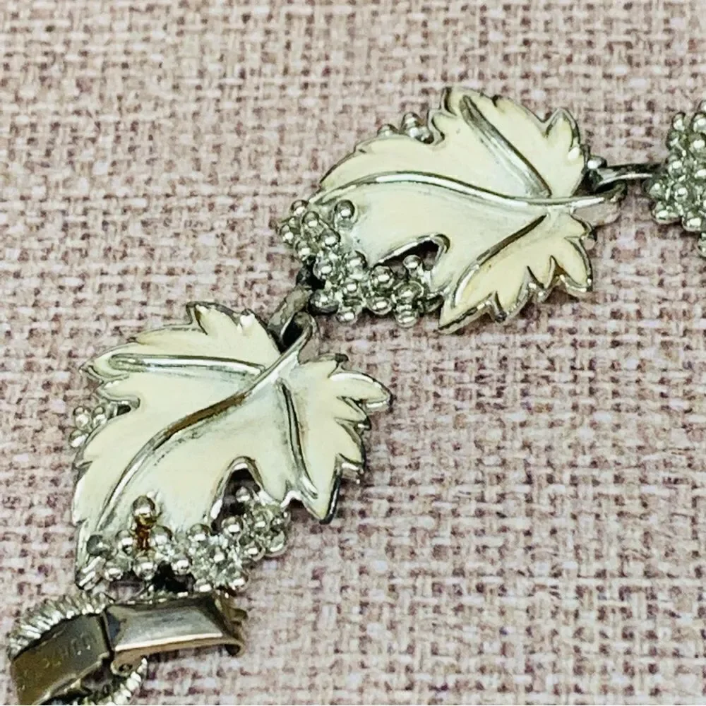 VTG Sarah Coventry White Enamel Silver Leaf Bracelet and‎ Earrings Set